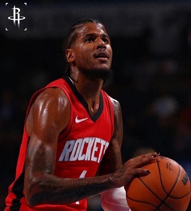 易游官方网站-76人爆发新星，刷新队史纪录刷新纪录，格林球队迎来希望！